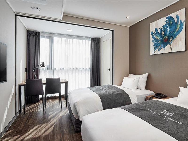 Western Bay Marina Hotel Pchjongtchek Exteriér fotografie